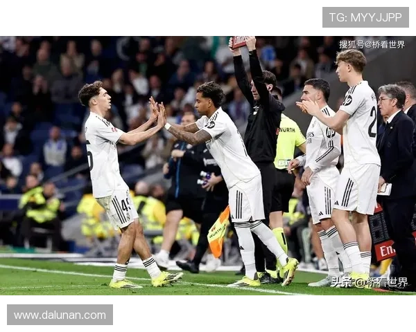 欧足联掌握皇马球迷纳粹礼证据为何延迟处罚